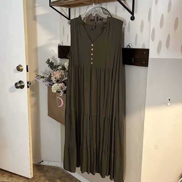 Olive Dress - Picture 3 of 6